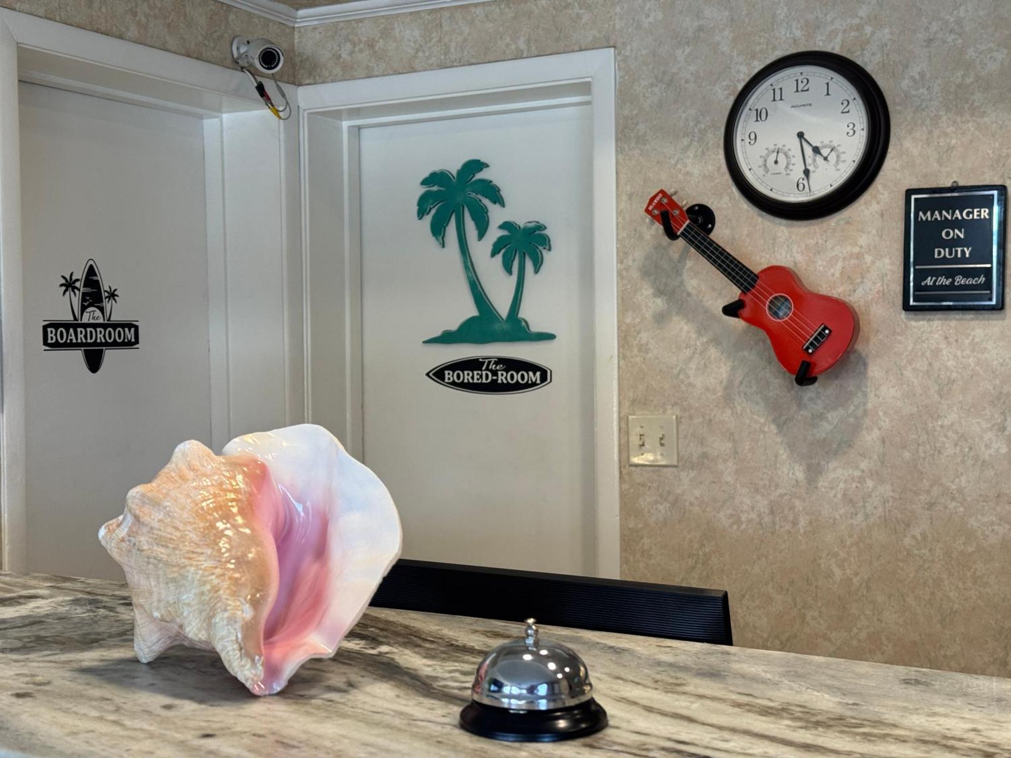Hole Inn The Wall Hotel - Fort Walton Beach - Sunset Plaza - Nearby Beaches & Hurlburt Zewnętrze zdjęcie